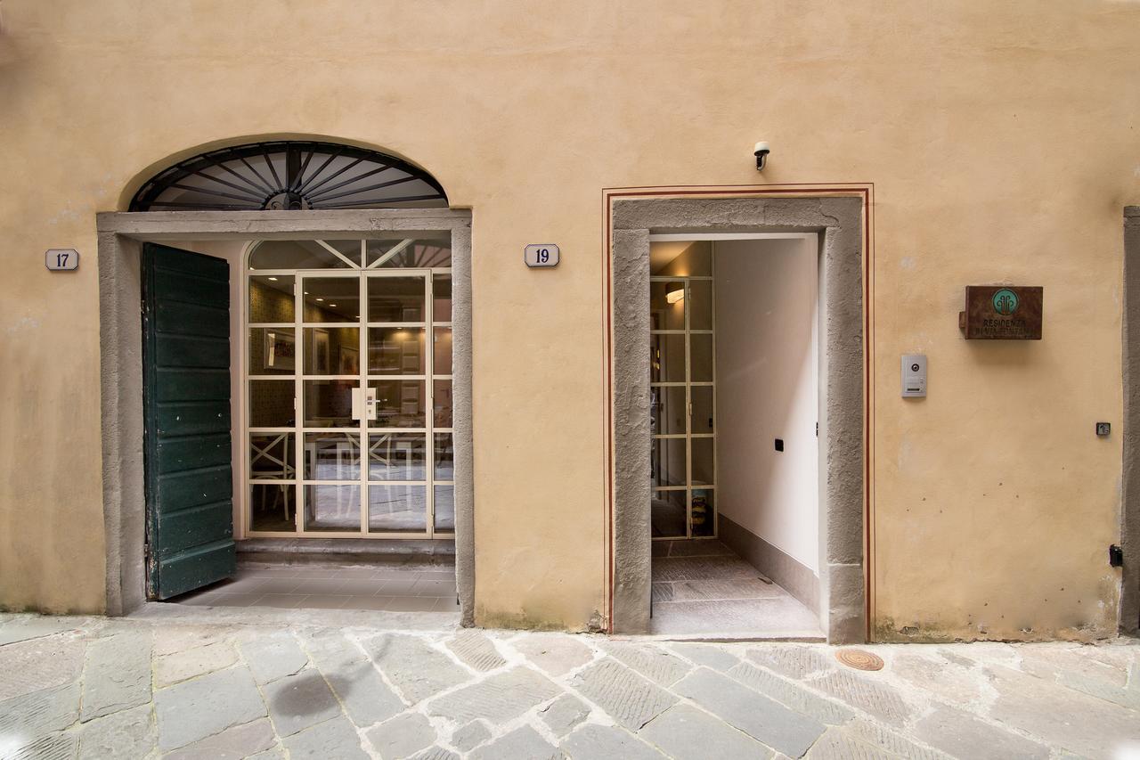 B&B Residenza Di Via Fontana ลุคคา ภายนอก รูปภาพ