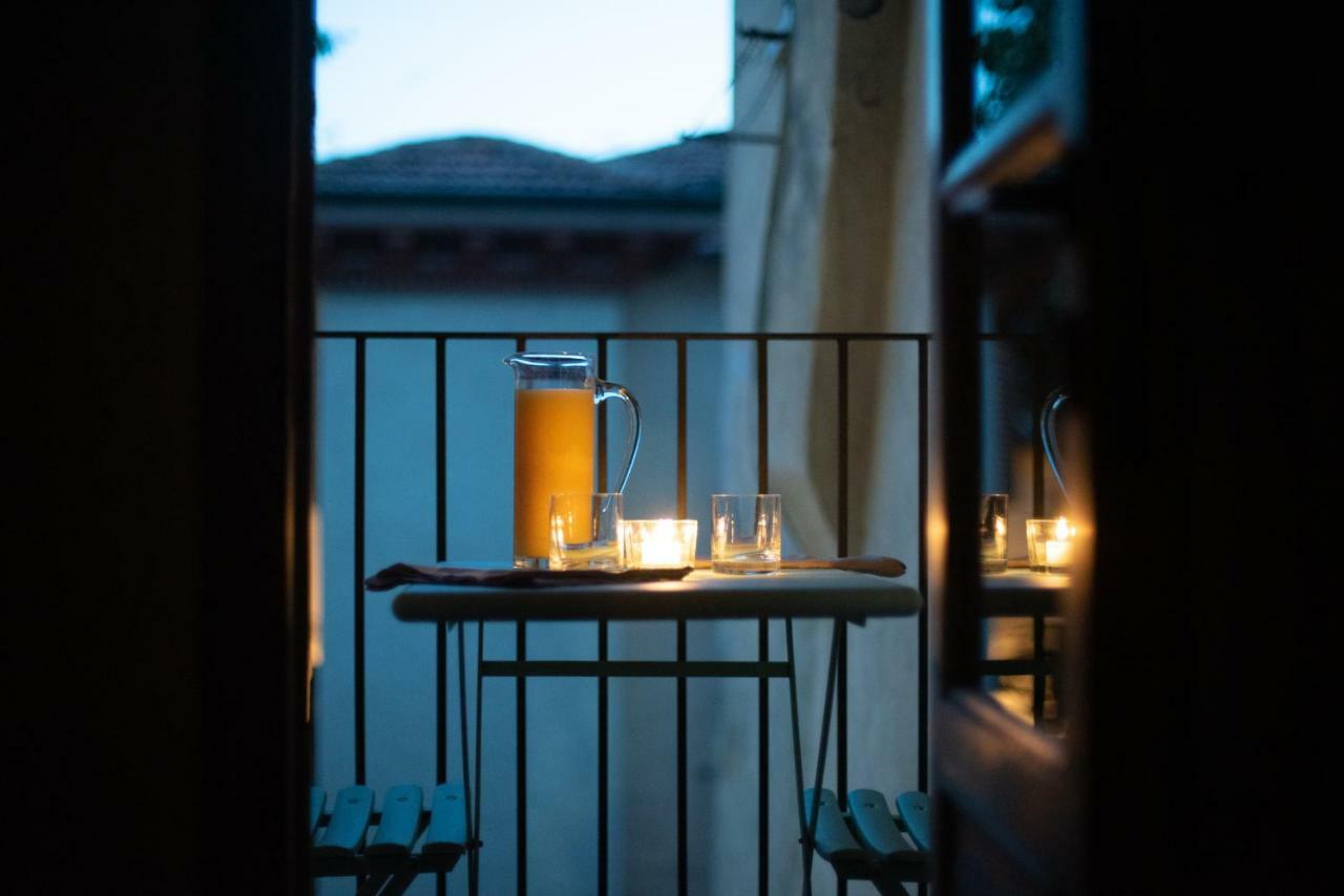 B&B Residenza Di Via Fontana ลุคคา ภายนอก รูปภาพ